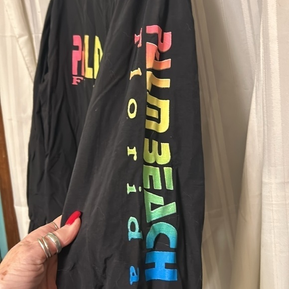 Nylon Wind Breaker - Picture 3 of 13